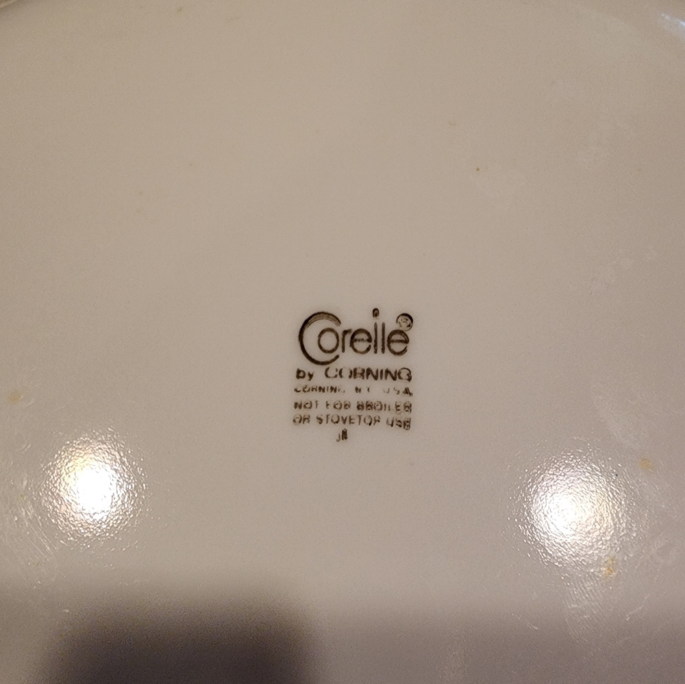 Corelle 10" Crazy Daisy Plates, Set of 4 - Picture 4 of 5